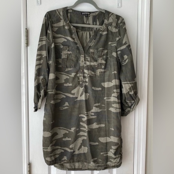 Express Camo Shirt Dress L - Picture 3 of 7